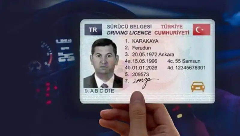 Eski Tip Ehliyet Sahiplerine Son Uyarı: Yenileme Tarihleri Kaçırılmasın!