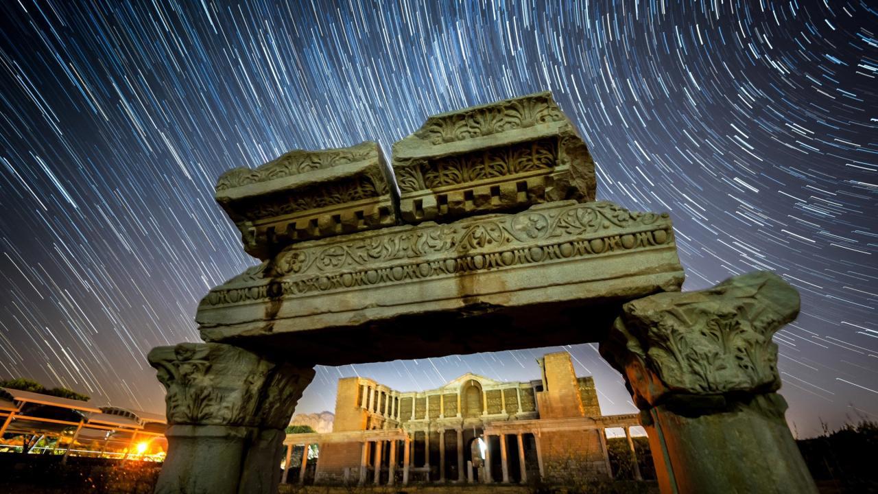 Meteor Yağmuru Bu Gece Başlıyor: Ne Zaman, Nereden İzlenebilir?