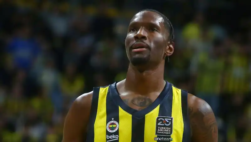 Nigel Hayes-Davis'in Yeni Takımı: Basketbol Severleri Şaşırtan Karar