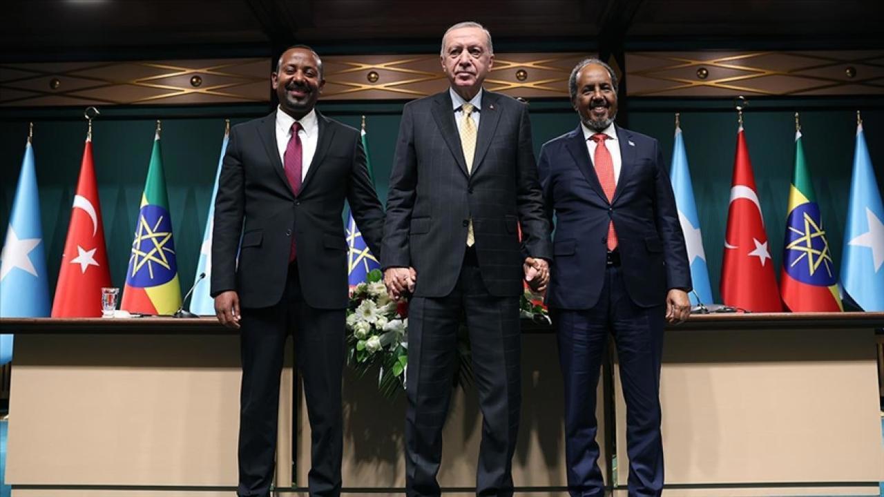 Ankara Bildirisi İle Anlaşmazlıklar Çözüm Buluyor