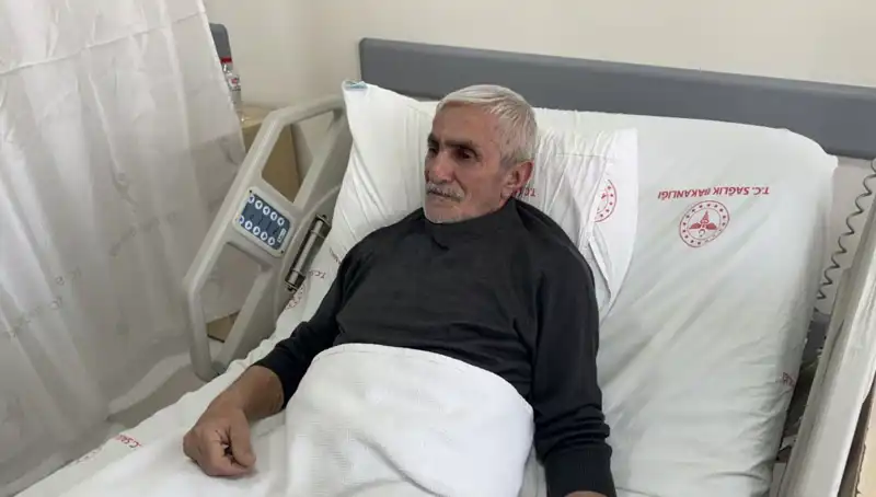Açtığı Gazoz Kapağı Gözüne İsabet Etti, Göz Doktorları Şaşkın!