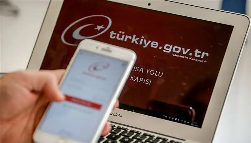 E-Devlet ile Artık 8 Bini Aşan Hizmetle Herkesin Hayatı Kolaylaşıyor