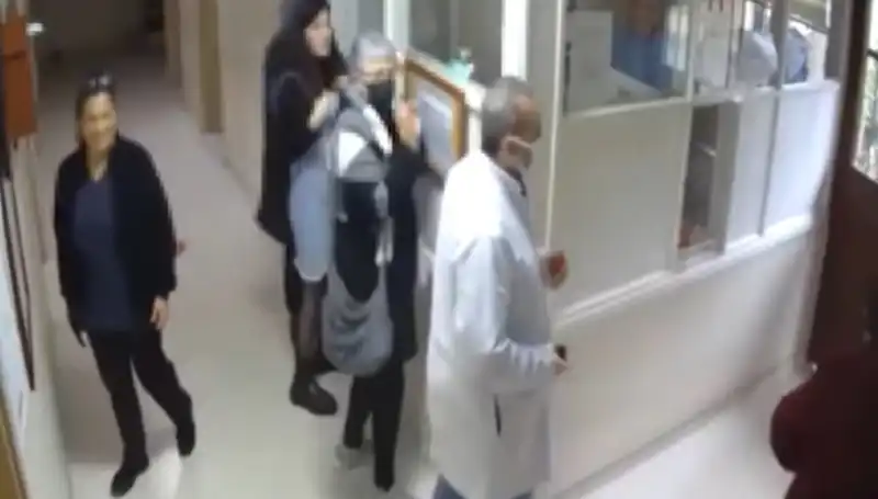 Üsküdar’da Doktora Cumhurbaşkanına Hakaretten Hapis İstemi: Olayın Ayrıntıları Neler?