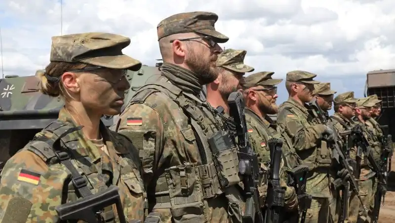 Almanya, Rusya Sınırına Askeri Takviye Gönderiyor: Stratejik Gelişmeler
