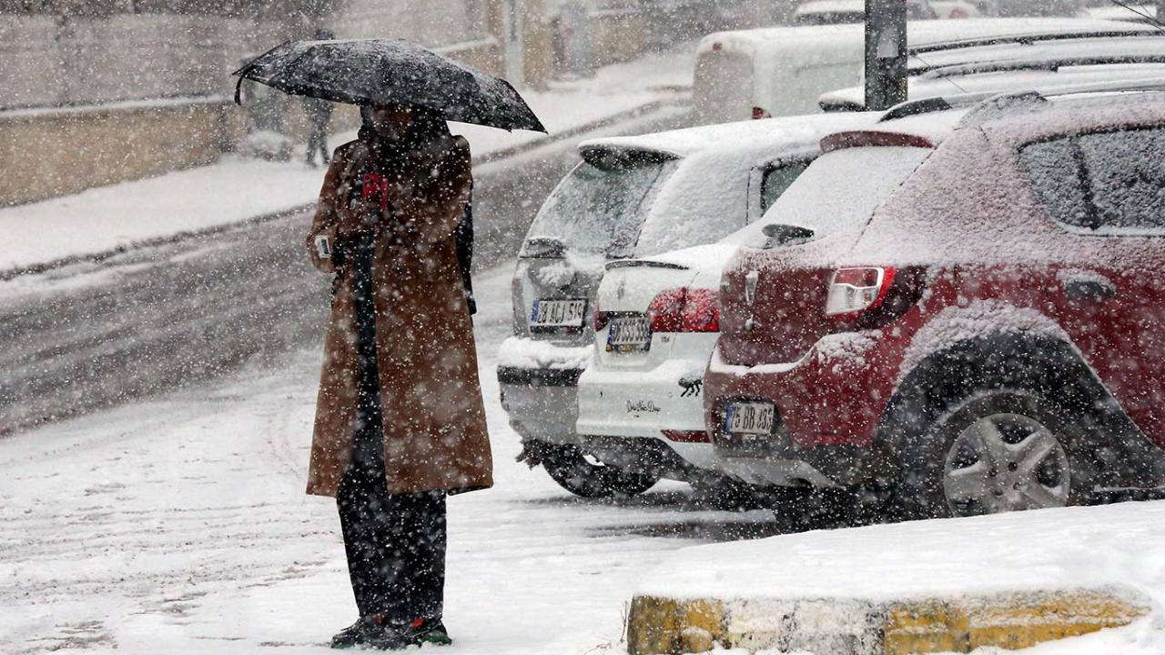 Hava Durumu Değişiyor: Kar ve Yağmur Bekleniyor