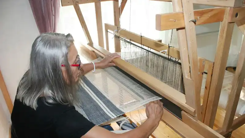 Eski Giysilerden Hayal Gücüne Yolculuk: Yeni Eşya Tasarımları