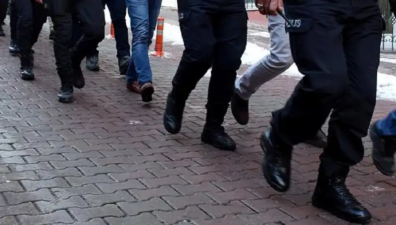 Muğla'da Uyuşturucu Çetelerine Yönelik Dev Operasyon: 24 Kişi Tutuklandı