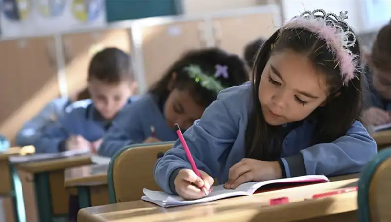 Okullar Ara Tatilden Sonra Ne Zaman Açılacak? İşte 2024-2025 Takvimi