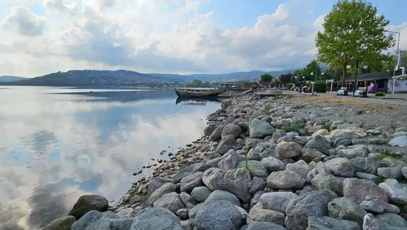 Sapanca Gölü'nde Kritik Su Seviyesi Düşüşü: Çevresel Etkiler ve Gelecek Tehditleri