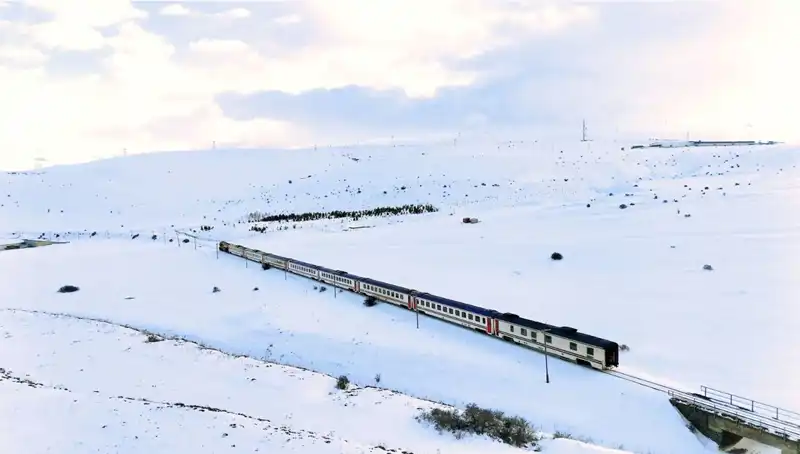 Turistik Doğu Ekspresi ile Masalsı Bir Kış Yolculuğuna Çıkın
