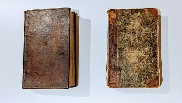 200 Yıllık Gizem: Katilin Derisiyle Ciltlenmiş Kitap Ankaradaki Müze Rafında