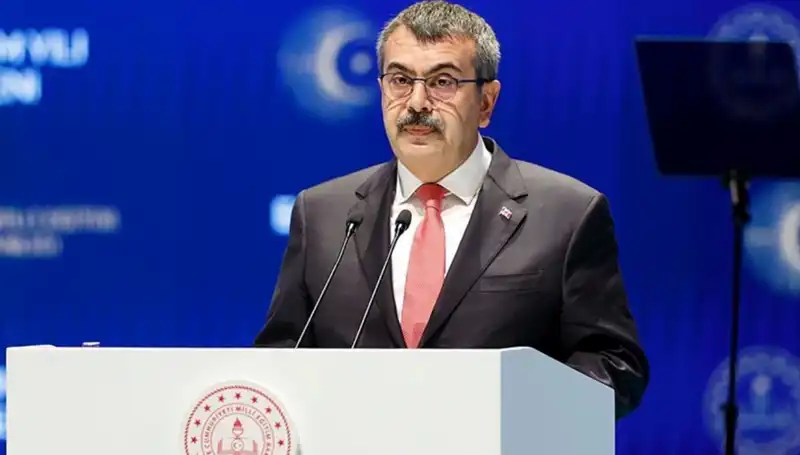 Bakan Tekin'den 23 Nisan Ulusal Egemenlik Mesajı: Geleceğimiz İçin Birlik Olmalıyız