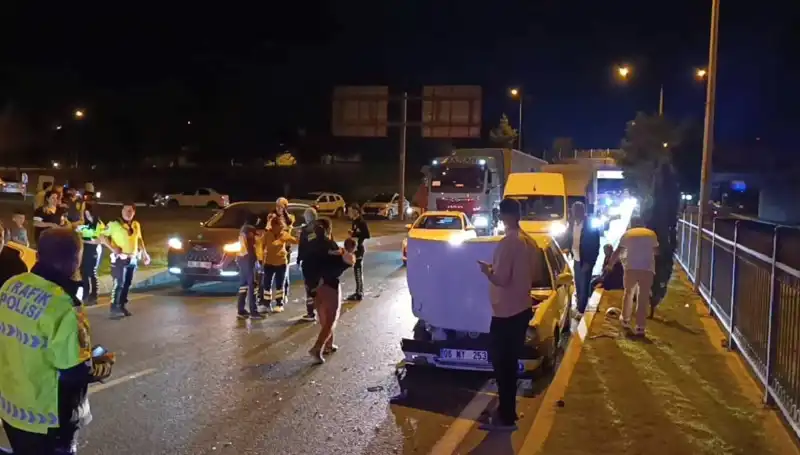 Otoyolda Geri Dönüş Kazası: İki Çocuk İle Dört Yaralı, Ayrıntılar Şok Edici!