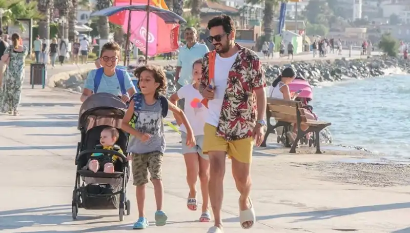 Ne Olacak Halim Filmi: İzleyiciye Duygu Dolu Anlar Sunuyor