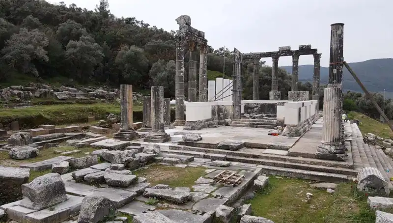Zeus Tapınağı’nın Yeniden Doğuşu: Restorasyon Çalışmaları Tüm Hızıyla Devam Ediyor