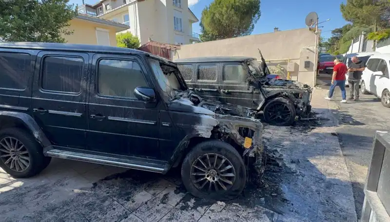İş İnsanları, 30 Milyon Liralık Ciplerini Benzinle Yaktı! Neler Oldu?