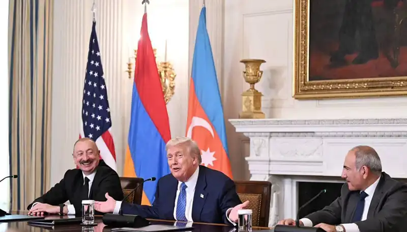 Aliyev'den Ermenistan'a Hayati Çağrı: Anayasa Değişikliği İçin Zaman Kaybetmeyin!