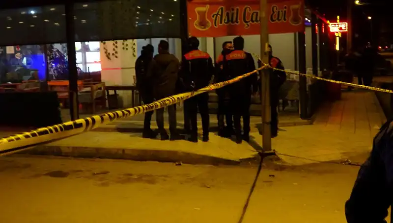 Ankarada Kahvehane Skandalı: Husumet Yüzünden Kanlı Çatışma!