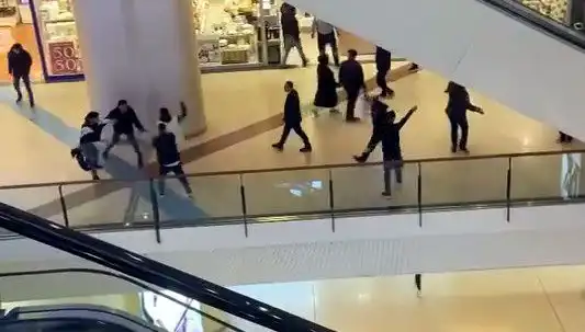 İstanbul’daki Büyük Alışveriş Merkezinde Yaşanan Kavga İle İlgili Tüm Detaylar