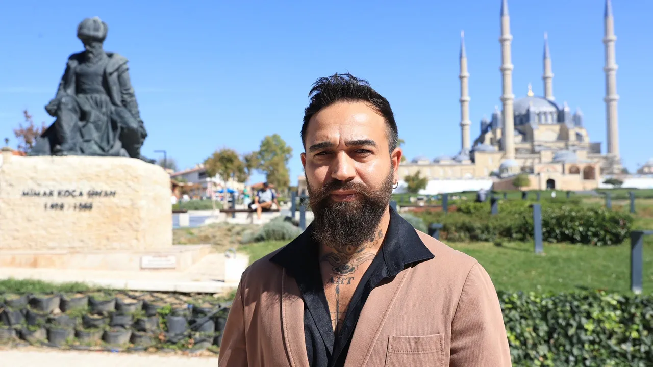 Milli Sporcu Yusuf Dikeç’in Portresi Depremzedeler İçin Açık Artırmada Satılacak