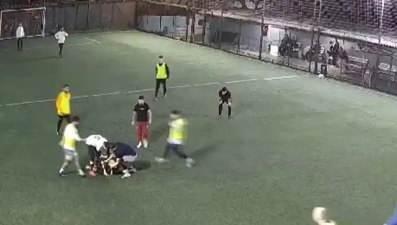 Başkentte Halı Saha Müsabakalarında İki Ayrı Ölüm Olayı: Faciaya Davetiye Mi?