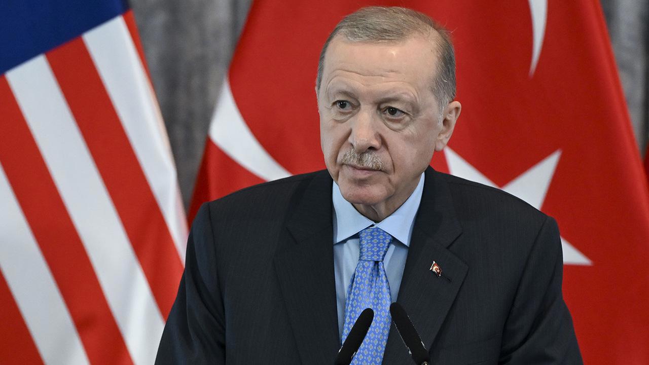 Cumhurbaşkanı Erdoğan'dan İsrail'e sert tepki: İşgale son verin!