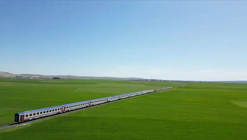 Diyarbakır Ekspresi: Bölgenin Yeni Ulaşım İmkanı Malatya'da Başlıyor!