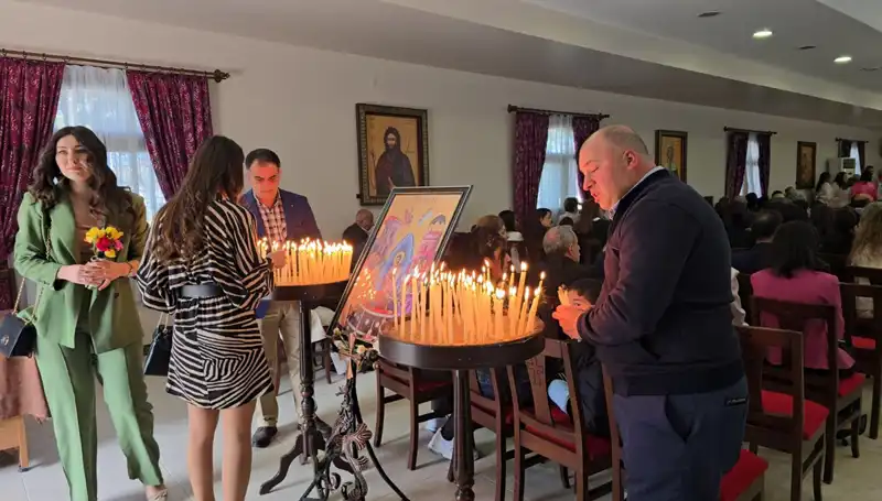 Hatay'da Renkli Görüntülerin Eşlik Ettiği Çiçek Bayramı Coşkusu