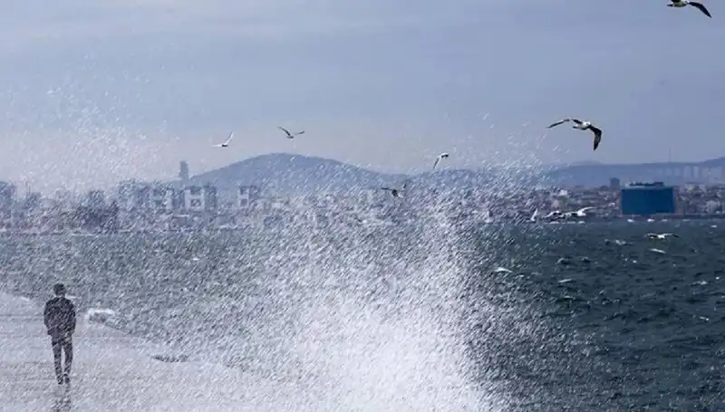 Başkent Ankara’da Kuvvetli Rüzgar ve Sağanak Yağış Uyarısı Geldi!