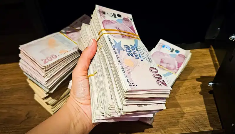 Türkiye’deki Mevduat Miktarı 12 Trilyon Liraya Ulaştı: Ekonomi Cennetinde Neler Oluyor?
