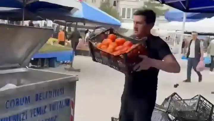 Domatesleri Çöpe Dökerek Cezaya Çarpılan Pazarcının Hikayesi