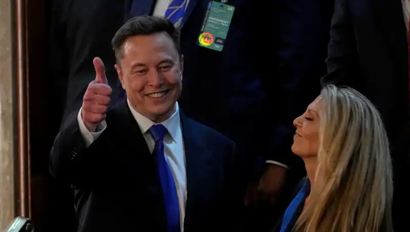 Musk’ın Ukrayna Seçimleri Çıkışı: "Zelenski Büyük Farkla Kaybedecek"