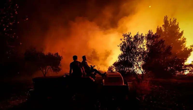 Çanakkale Orman Yangınında Kritik Anlar: 785 Kişi Tahliye Edildi